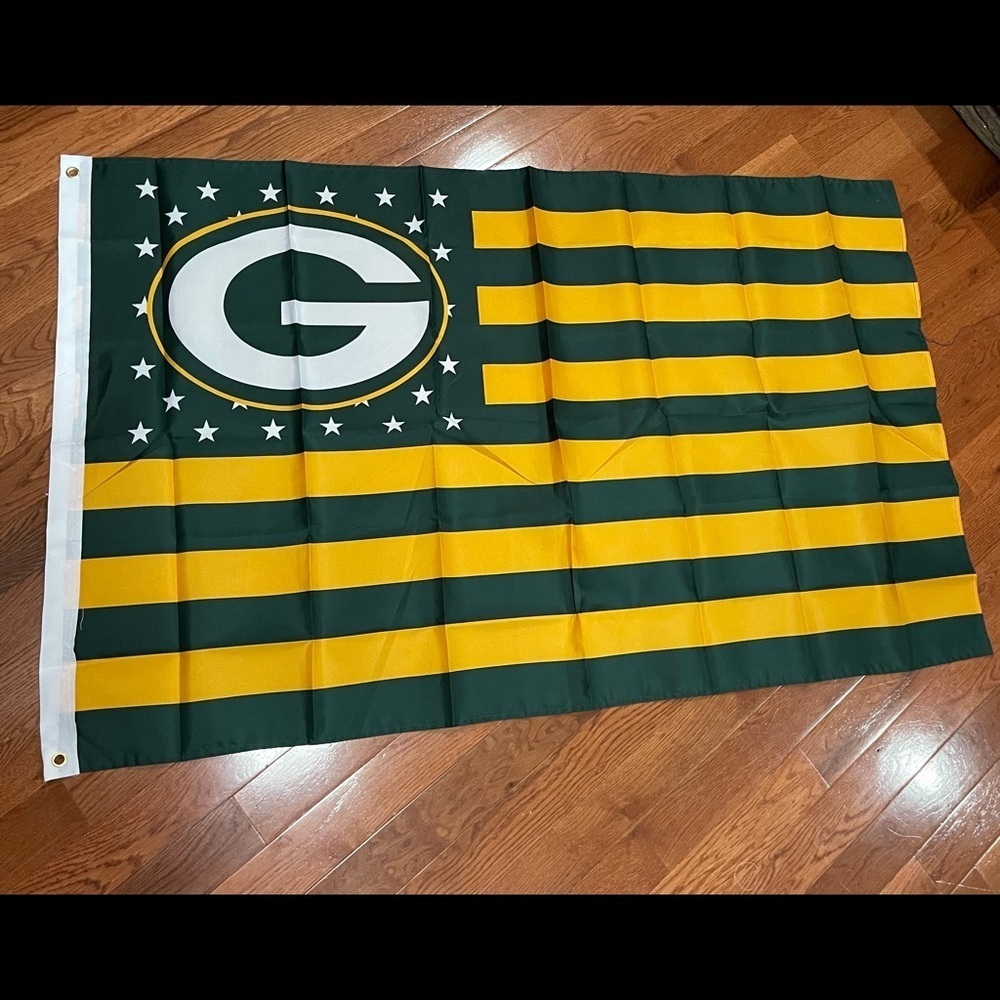 New GB Packers flag 3ft x 5 ft